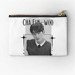 Cha Eun-woo Kpop Solo Artist Scrapbook Collage Cozy Vintage Design Zipper Pouch