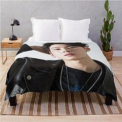 Astro Eunwoo Throw Blanket