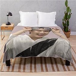 Changbin Cute Stray Kids Throw Blanket