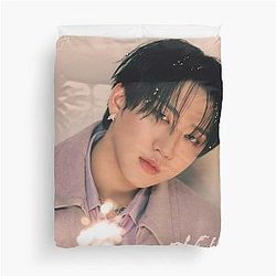 Stray Kids HOLLOW Changbin album cover Duvet