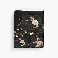 Music - Charlie Puth Duvet Cover
