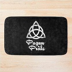 Pagan Pride Sign Triquetra Witches Knot Witch Symbol Drawing for Spiritual Women Bath Mat