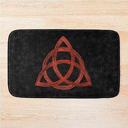Red Charmed Sign Triquetra Witches Knot Witch Symbol Drawing for Spiritual Women Bath Mat