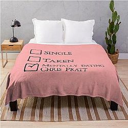 Mentally Dating Chris Pratt Throw Blanket