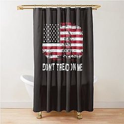 Chris Pratt don't on me T-shirt Shower Curtain