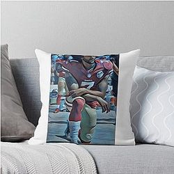 Colin Kaepernick kneeling Throw Pillow