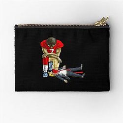 Colin Kaepernick Kneels Donald Trump Shirt Pouch