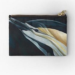 Common dolphin zipper pouch