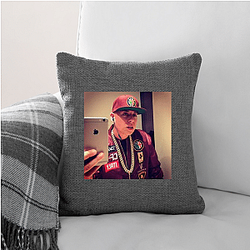 Cosculluela sings Reggaeton Cosculluela Pillows Cover