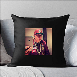 Cosculluela sings Reggaeton Cosculluela Pillows Cover