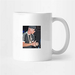 Cosculluela has major hits Cosculluela Mugs