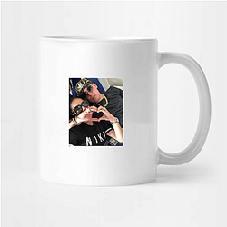 Cosculluela writes his music Cosculluela Mugs