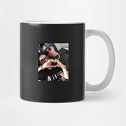 Cosculluela writes his music Cosculluela Mugs