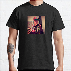 Cosculluela sings Reggaeton Cosculluela T-Shirts