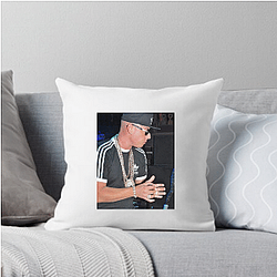 Cosculluela has major hits Cosculluela Pillows Cover