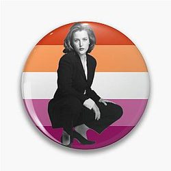 Dana Scully is a lesbian