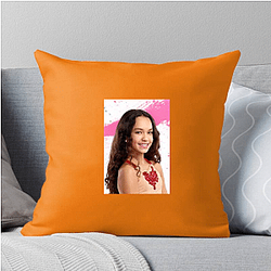 Daniela Avanzini Merch Daniela Avanzini Pillows Cover