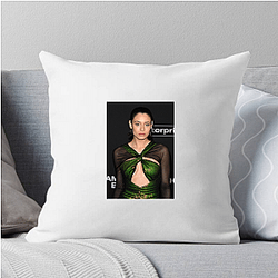 Daniela Melchior Merch Daniela Melchior Pillows Cover