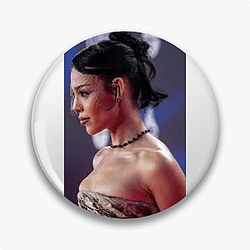 Leading Lady Danna Paola Pins