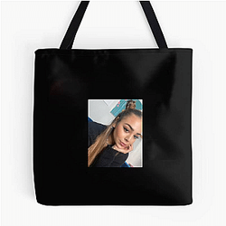Red Carpet Queen Danna Paola Bags