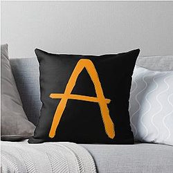 Daryl Dixon Throw Pillow
