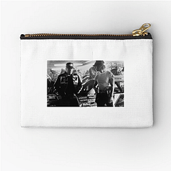 Days of Thunder features the acclaimed actor Robert Duvall as Harry Hogge Days Of Thunder Zipper Pouches