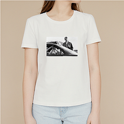 Days of Thunder stars Tom Cruise as the talented race car driver Cole Trickle Days Of Thunder T-Shirts