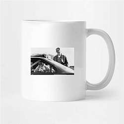 Days of Thunder stars Tom Cruise as the talented race car driver Cole Trickle Days Of Thunder Mugs