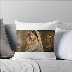 Deepika Padukone Bajirao Mastani Throw Pillow