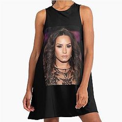 Demi Lovato Paired a Beige Classic A-Line Dress