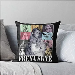 Vintage Freya Skye Descendants Zombies Worlds Collide Tour The Rise Of Red Throw Pillow