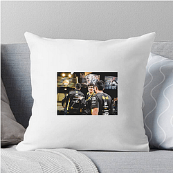 Dignitas signed a Valorant women's team Dignitas Pillows Cover