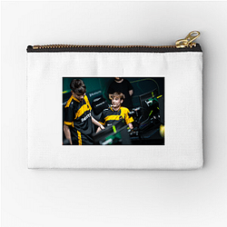 Dignitas is known for its alien logo Dignitas Zipper Pouches