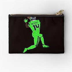 DK Metcalf Receives the Ball Zipper Pouch