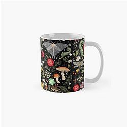 Druid Cottagecore DND Pattern: Dice, Mushroom, Moth, Snake, Butterfly, Flowers Classic Mug