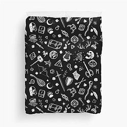 D&D Seamless Pattern Dungeons and Dragons Doodles D20 Medieval Sword Axe Loot Duvet Cover for D&D Roleplaying Adventurers