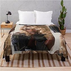 Doechii Aesthetic Throw Blanket