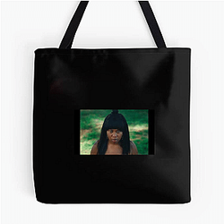 Red Carpet Queen Dominique Fishback Bags