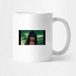 Red Carpet Queen Dominique Fishback Mugs