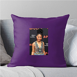 Hollywood Starlet Dominique Fishback Pillows Cover