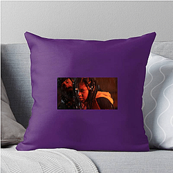 Academy Award Winner Dominique Fishback Pillows Cover