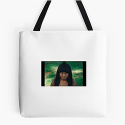 Red Carpet Queen Dominique Fishback Bags