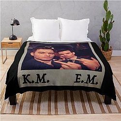 Klaus Mikaelson and Elijah Mikaelson Meme Throw Blanket