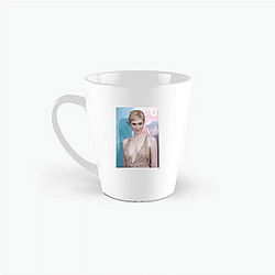 Red Carpet Queen Elizabeth Debicki Mugs