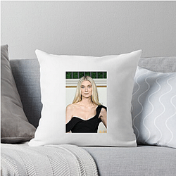 Hollywood Starlet Elizabeth Debicki Pillows Cover