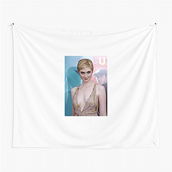 Red Carpet Queen Elizabeth Debicki Tapestries