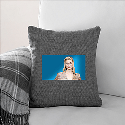 Screen Siren Elizabeth Debicki Pillows Cover