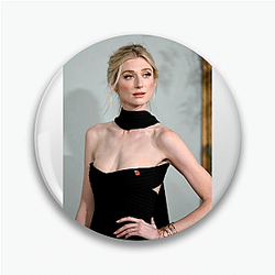 Breakout Actress Elizabeth Debicki Pins