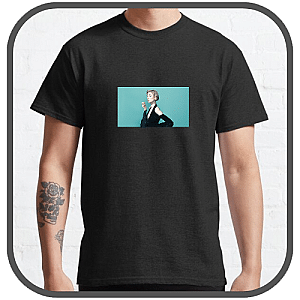 Elizabeth Debicki T-Shirts