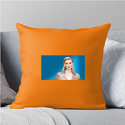 Screen Siren Elizabeth Debicki Pillows Cover